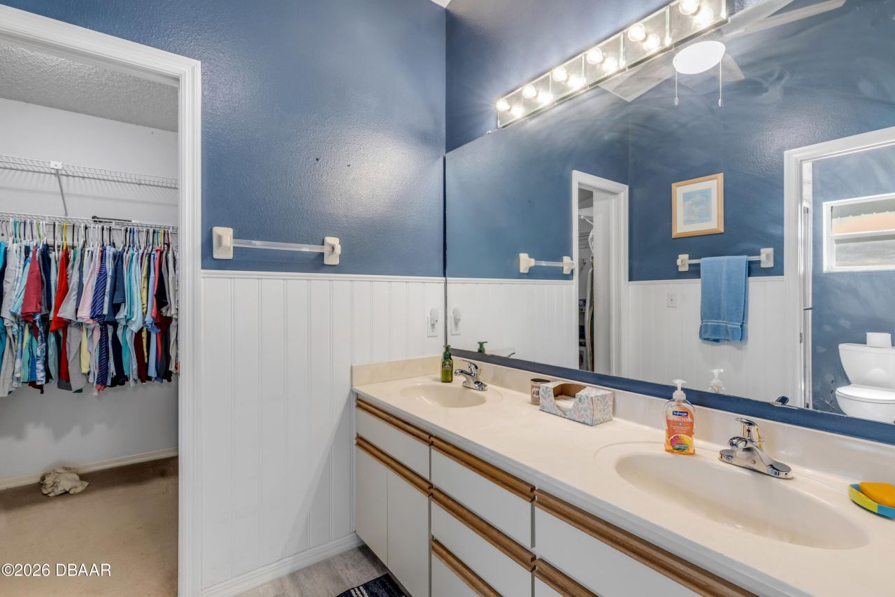 451 Palm Drive, New Smyrna Beach, FL 32168 Photo