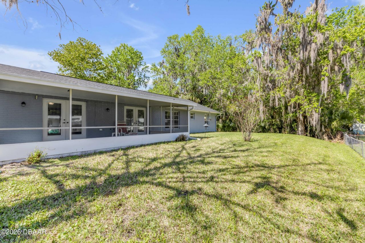 451 Palm Drive, New Smyrna Beach, FL 32168 Photo