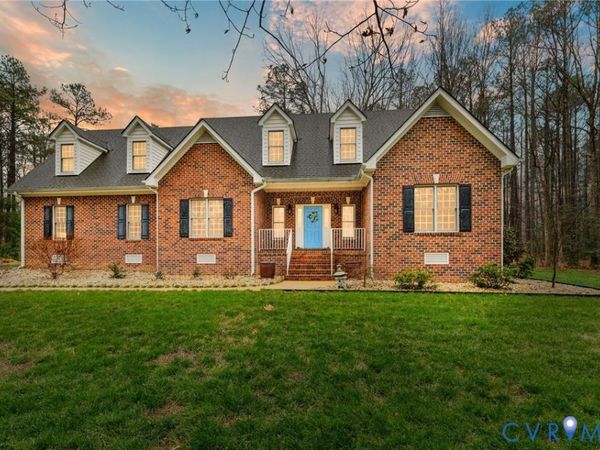 2604 E Maple Grove Lane , Powhatan, VA 23139