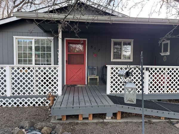 517 SW Marshall Street, Madras, OR 97741