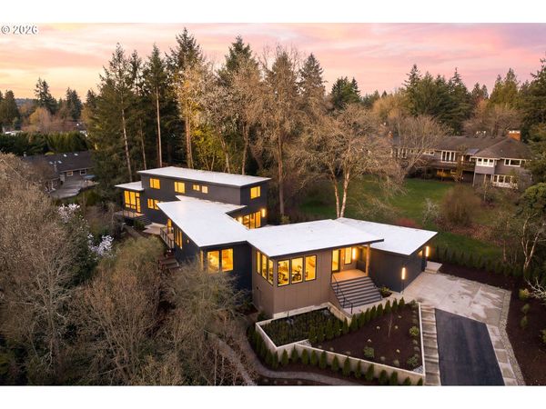 6233 SW HAMILTON WAY, Portland, OR 97221