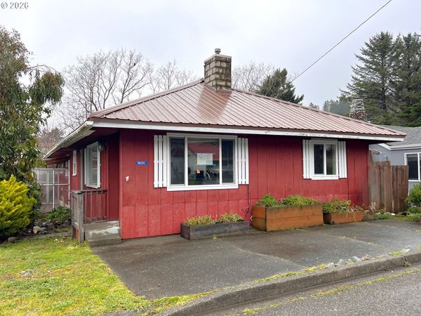 94191 TENTH ST, Gold Beach, OR 97444
