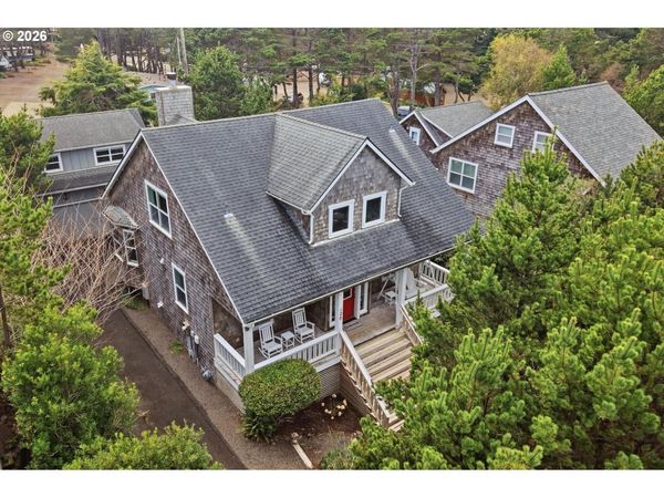 120 BELLA BEACH DR, Depoe Bay, OR 97341