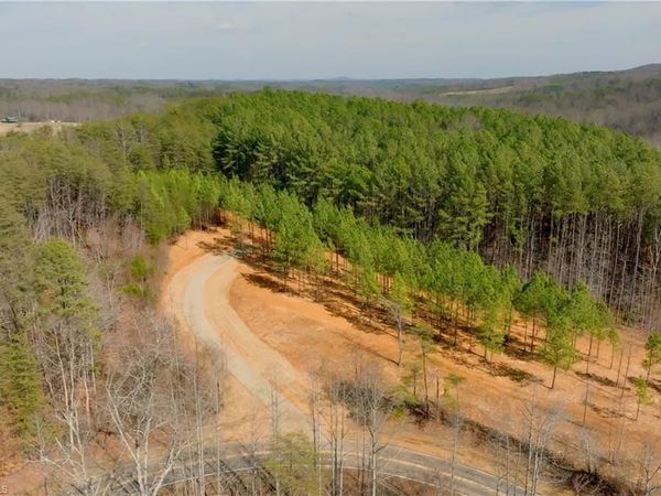 1089 Smith Road S, Westfield, NC 27053