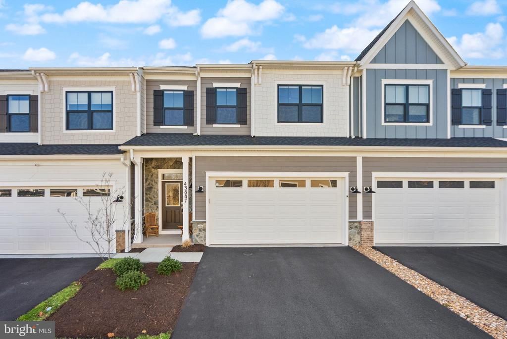 43887 Siren Song Terrace, Leesburg, VA 20176 Main Photo