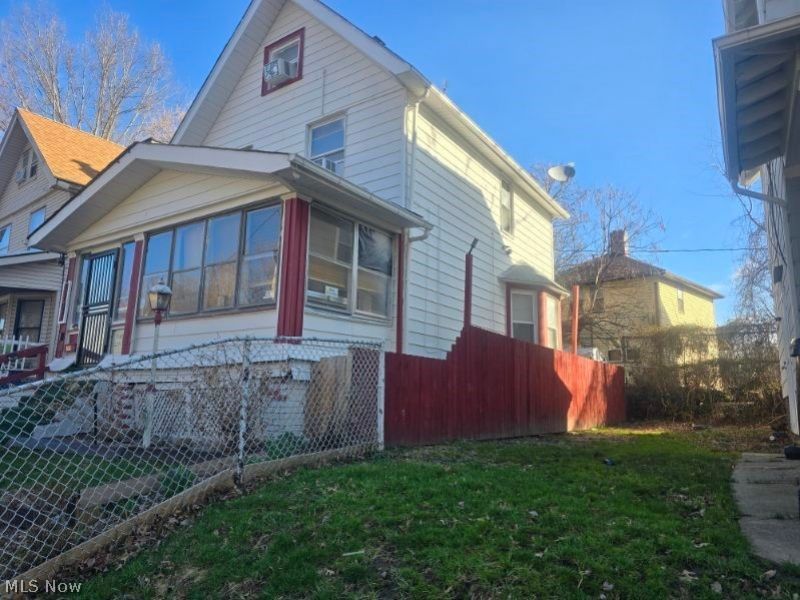 1107 Galewood Drive, Cleveland, OH 44110 Photo 2
