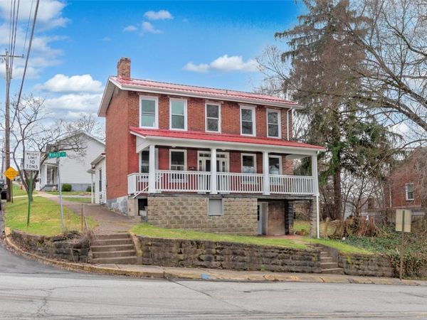 323 First Street, Apollo, PA 15613