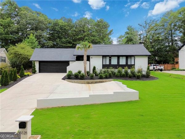 7025 Northgreen Drive, Sandy Springs, GA 30328