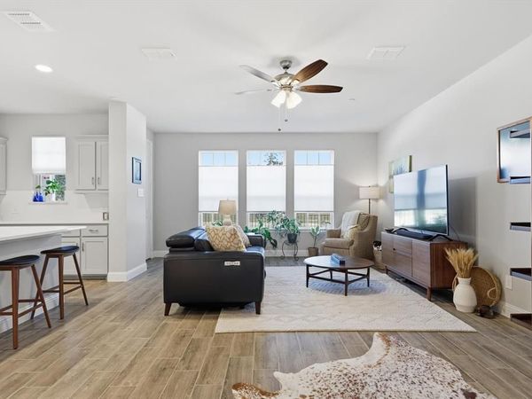 6092 Bursey Road, Watauga, TX 76148