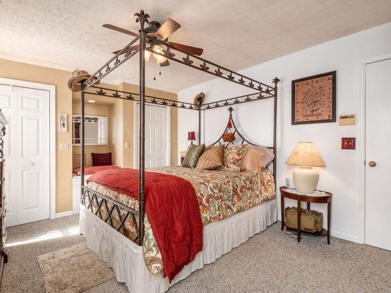 6049 Woodsboro Drive , Columbus, OH 43228 Photo 17