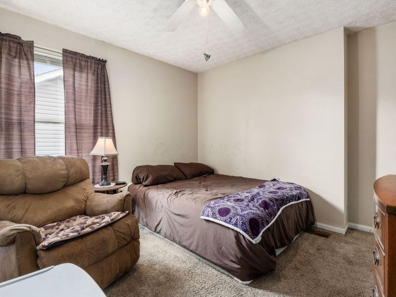 6049 Woodsboro Drive , Columbus, OH 43228 Photo 19