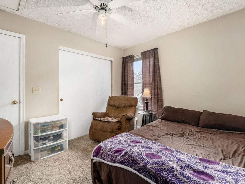 6049 Woodsboro Drive , Columbus, OH 43228 Photo 20