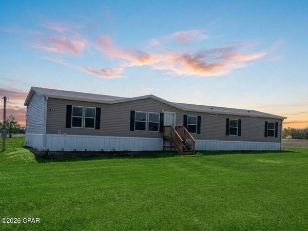 6435 Butler Road, Grand Ridge, FL 32442