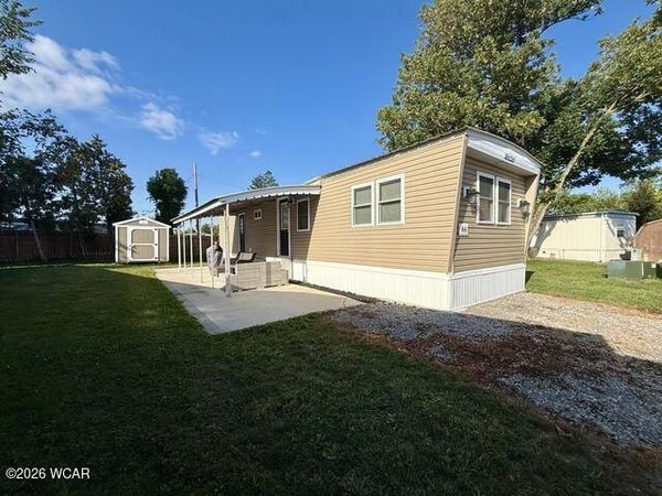 285 N Orchard Island Road, Russells Point, OH 43348