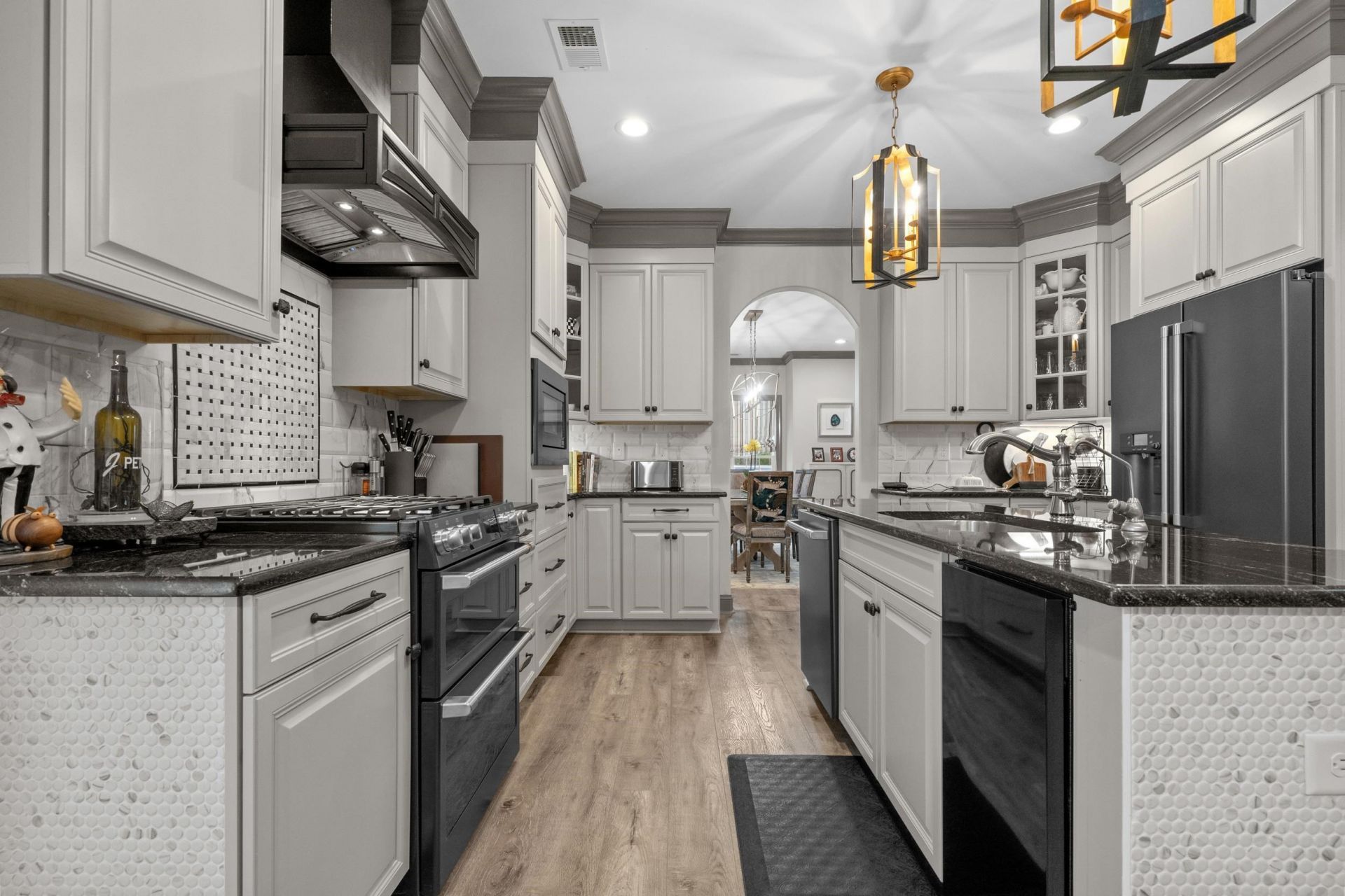 4333 Hunters Wood Dr. Photo 23