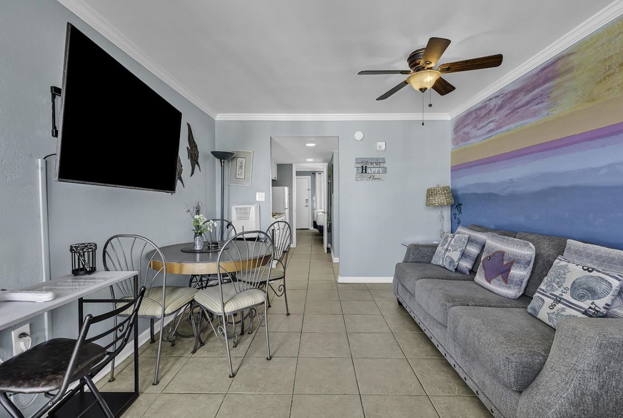 2001 S Ocean Blvd.  Photo 13