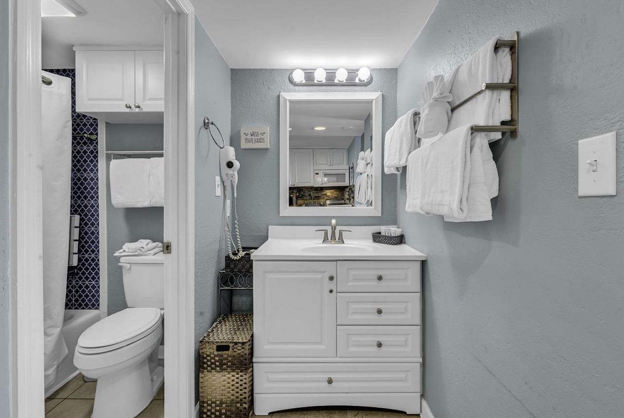 2001 S Ocean Blvd.  Photo 6