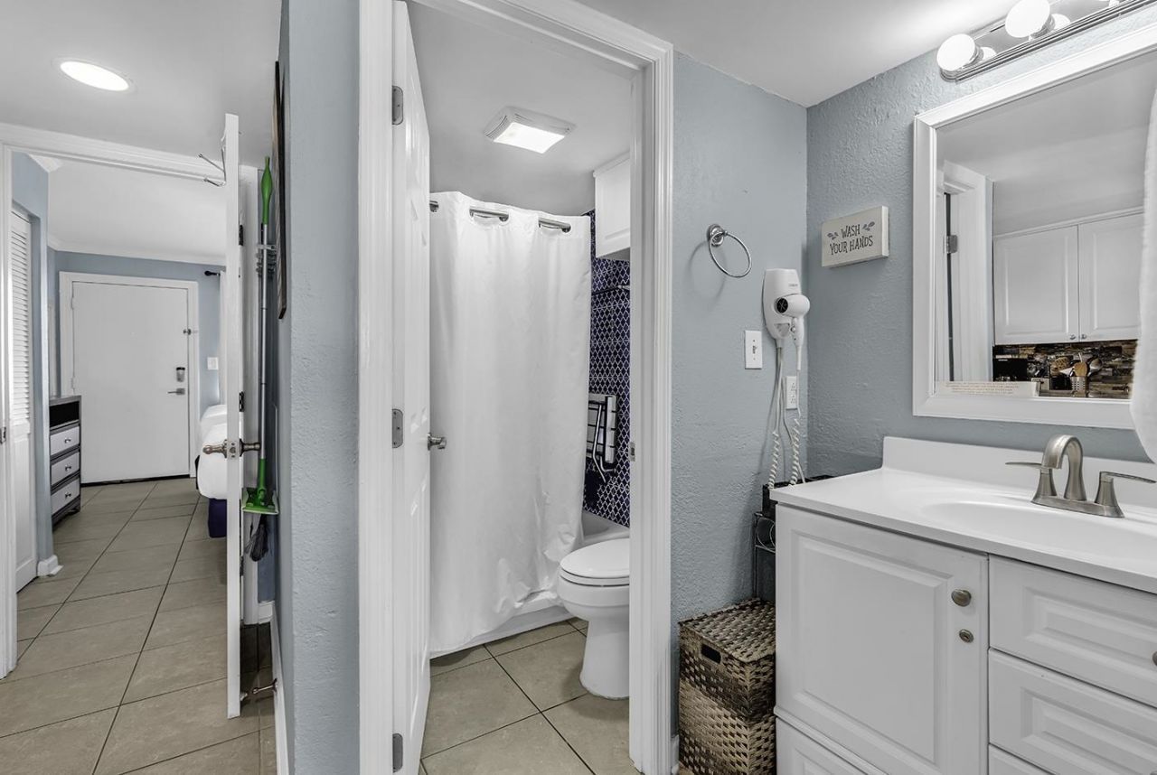 2001 S Ocean Blvd.  Photo 7