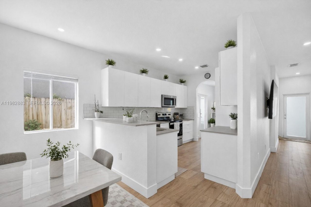 22547 SW 102nd Path, Cutler Bay, FL 33190 Photo