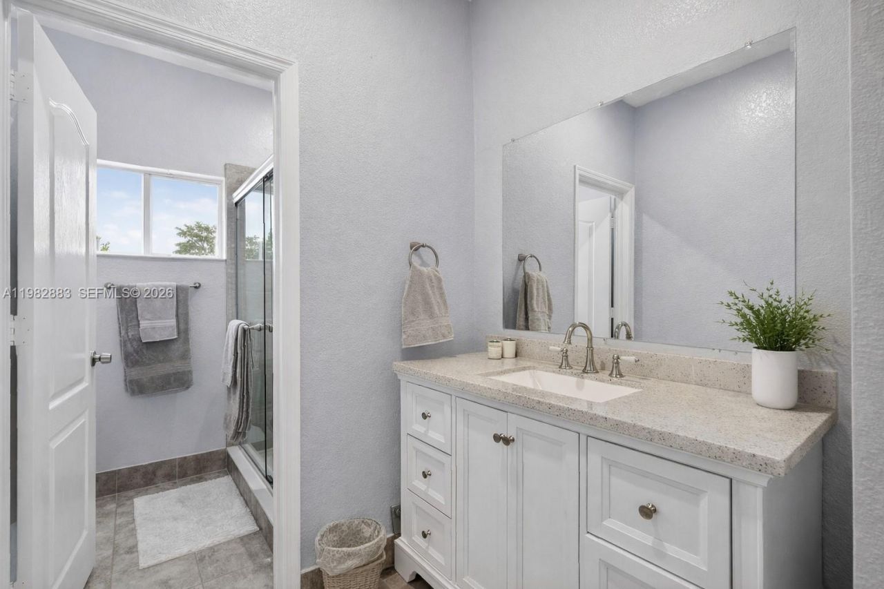 22547 SW 102nd Path, Cutler Bay, FL 33190 Photo