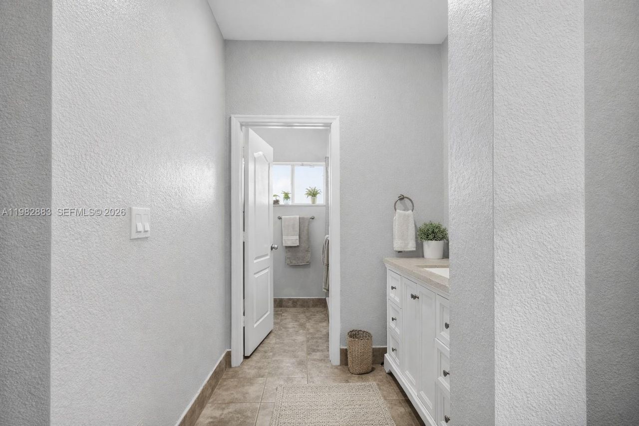 22547 SW 102nd Path, Cutler Bay, FL 33190 Photo