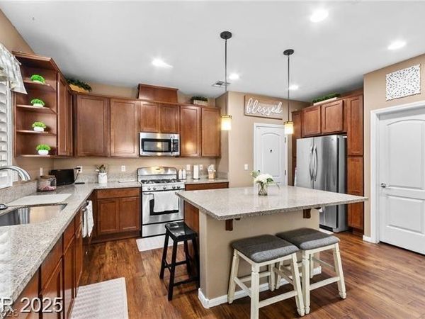 6425 Scotts Crossing Street , Las Vegas, NV 89166