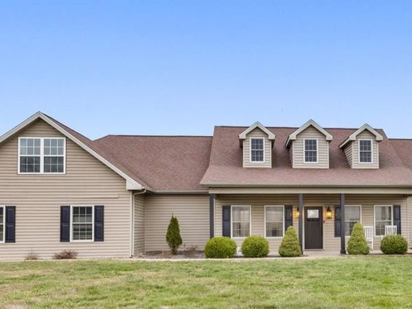 5437 Highway D, Farmington, MO 63640