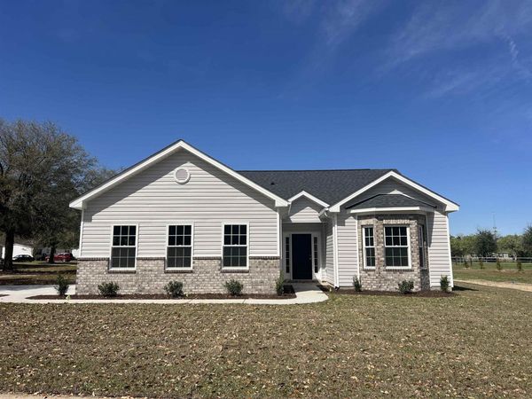 2207 Norwood Dr., Marion, SC 29571