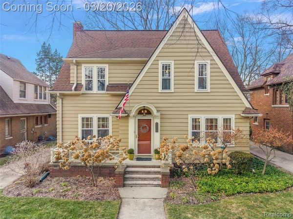 16811 Plainview Avenue, Detroit, MI 48219