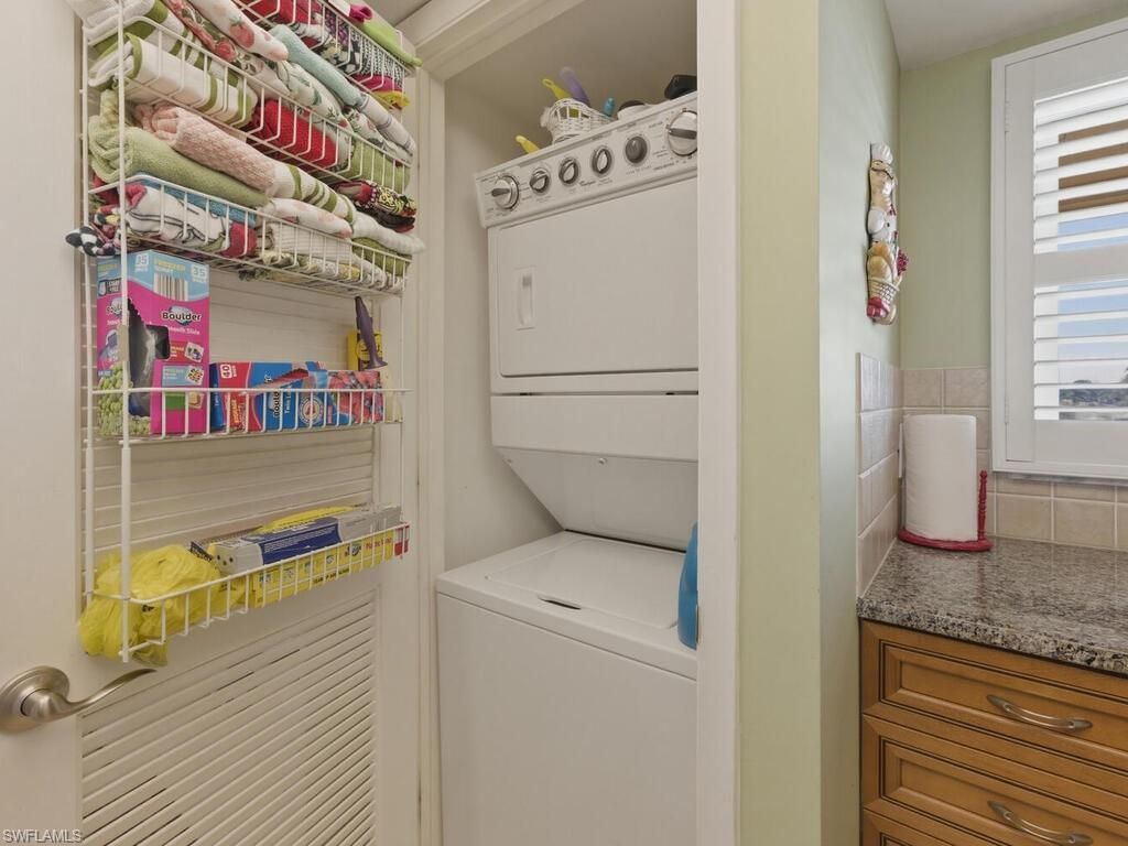 351 Charlemagne Blvd, Unit B208, Naples, FL 34112 Photo