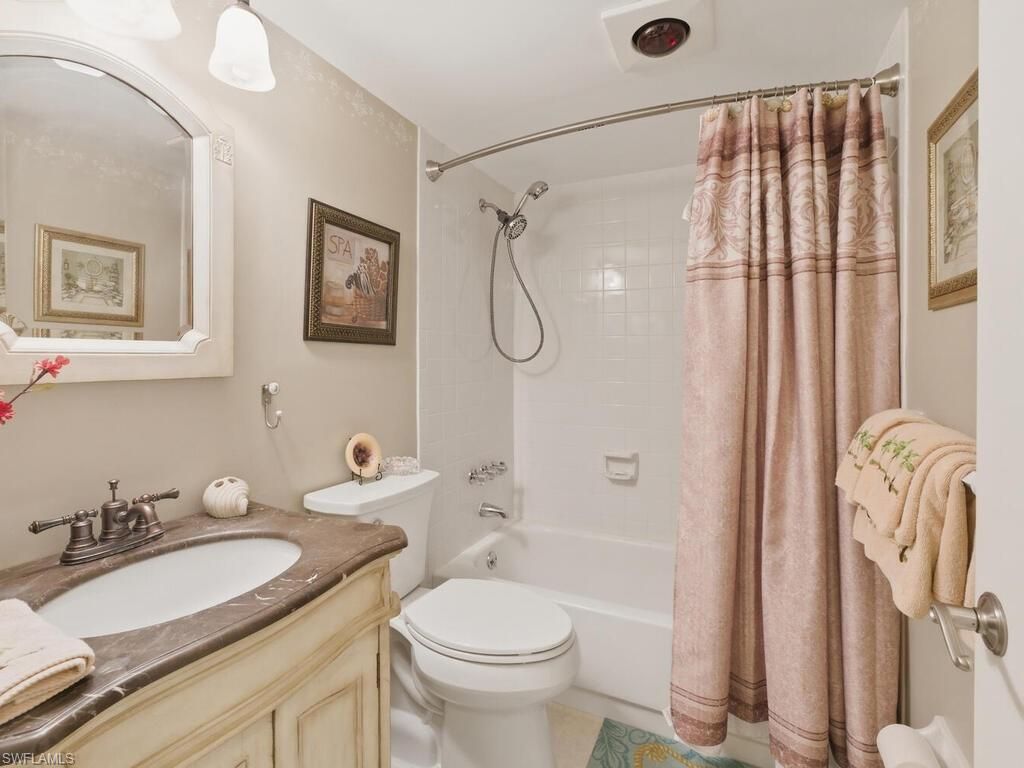 351 Charlemagne Blvd, Unit B208, Naples, FL 34112 Photo