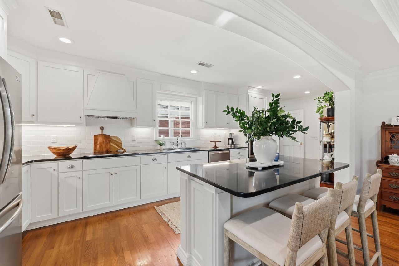 429 Fox Bay Rd.  Photo 14