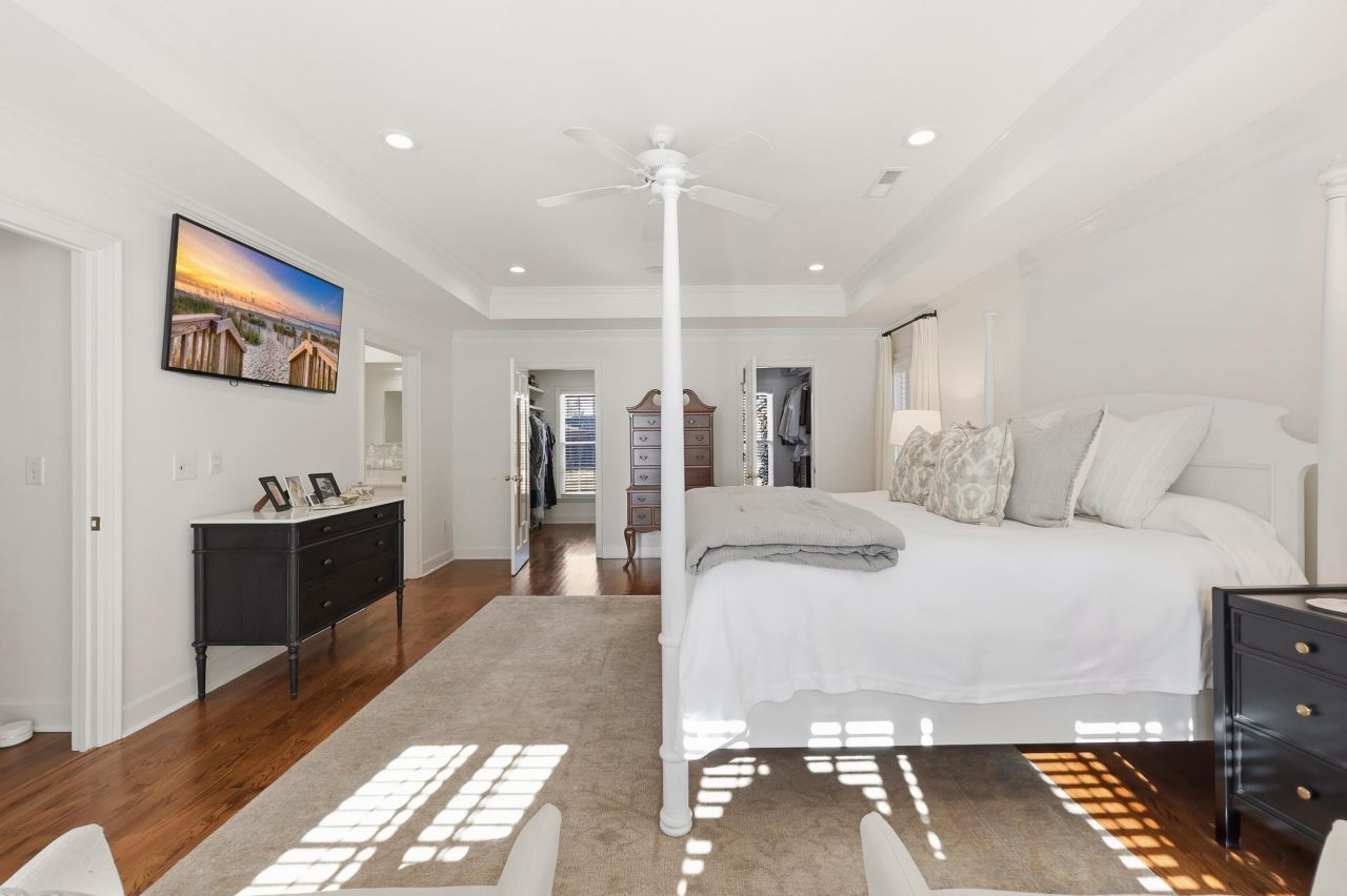 429 Fox Bay Rd.  Photo 22