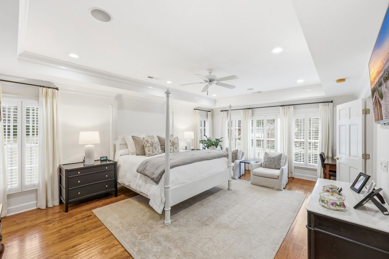 429 Fox Bay Rd.  Photo 23