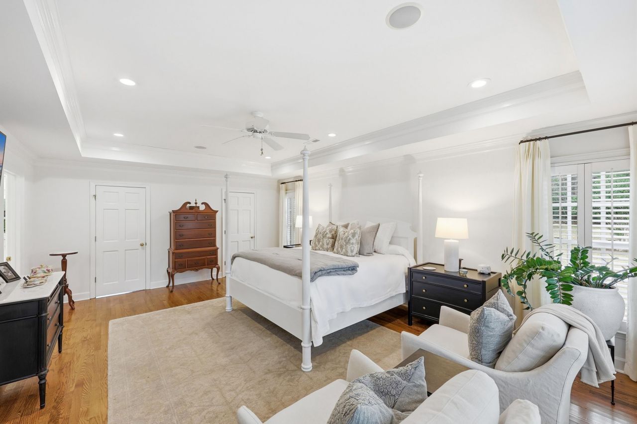 429 Fox Bay Rd.  Photo 25