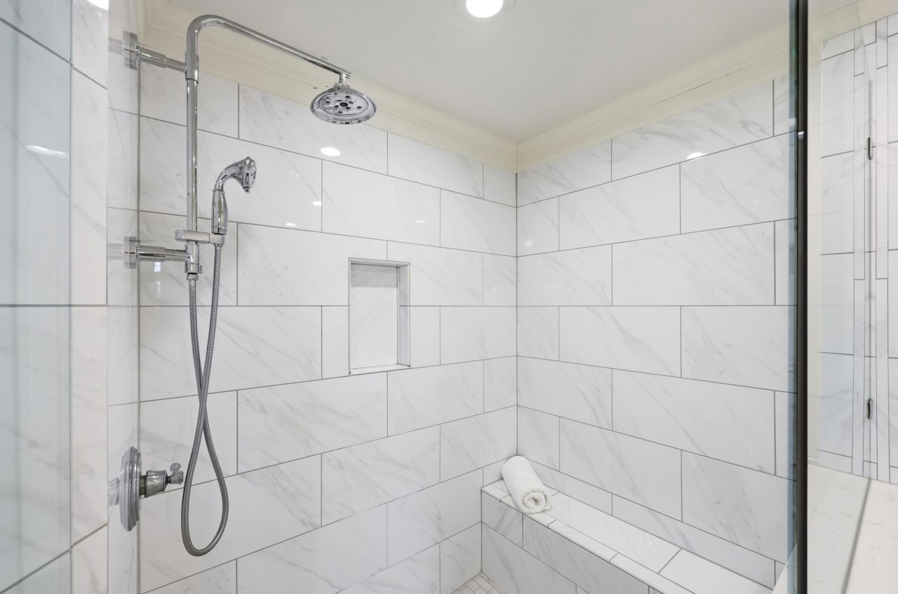 429 Fox Bay Rd.  Photo 29