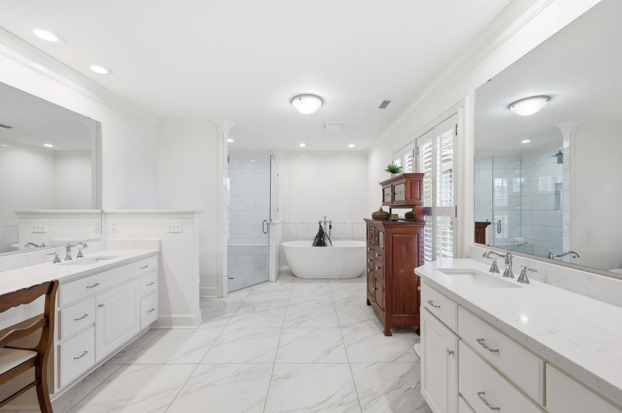 429 Fox Bay Rd.  Photo 30