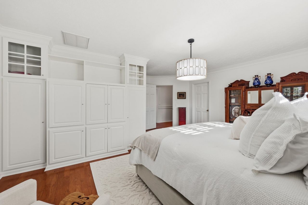 429 Fox Bay Rd.  Photo 43