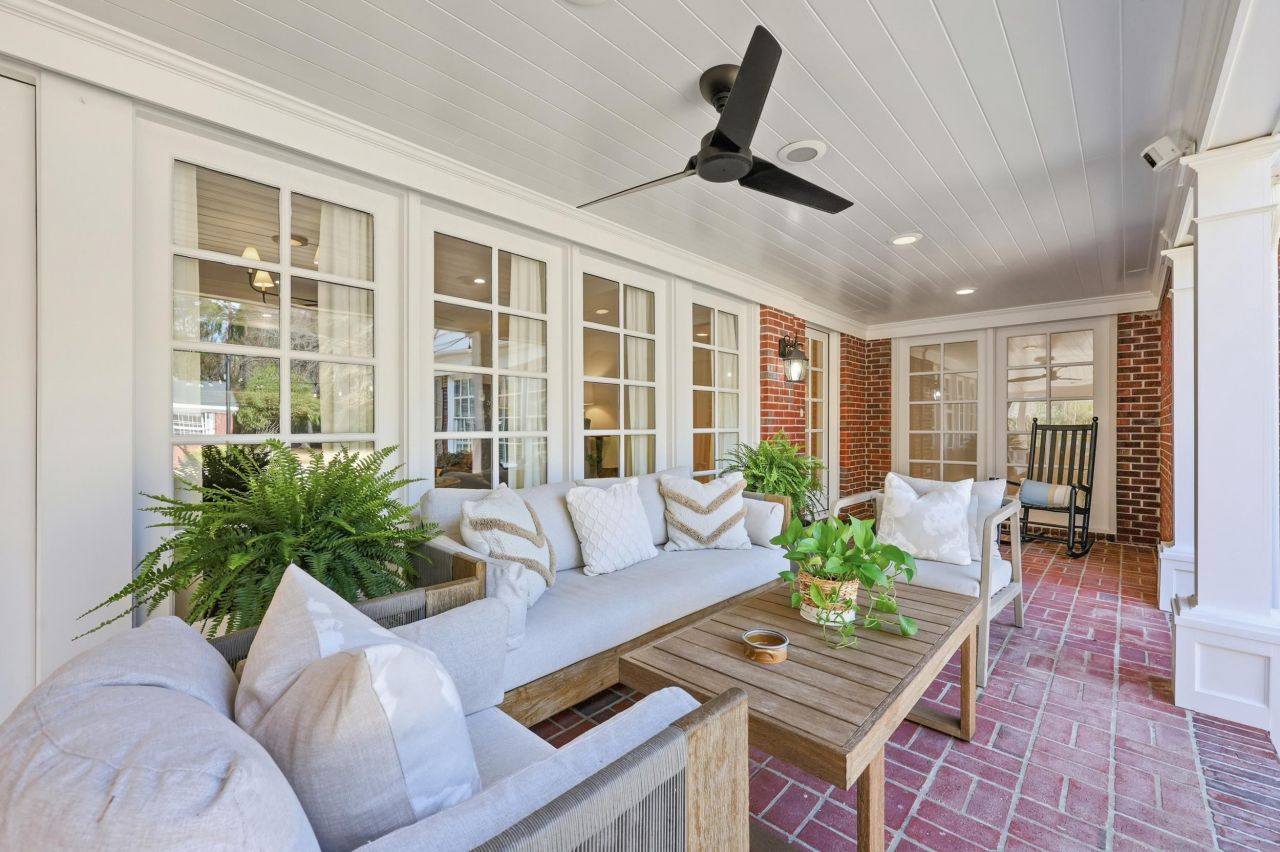 429 Fox Bay Rd.  Photo 50