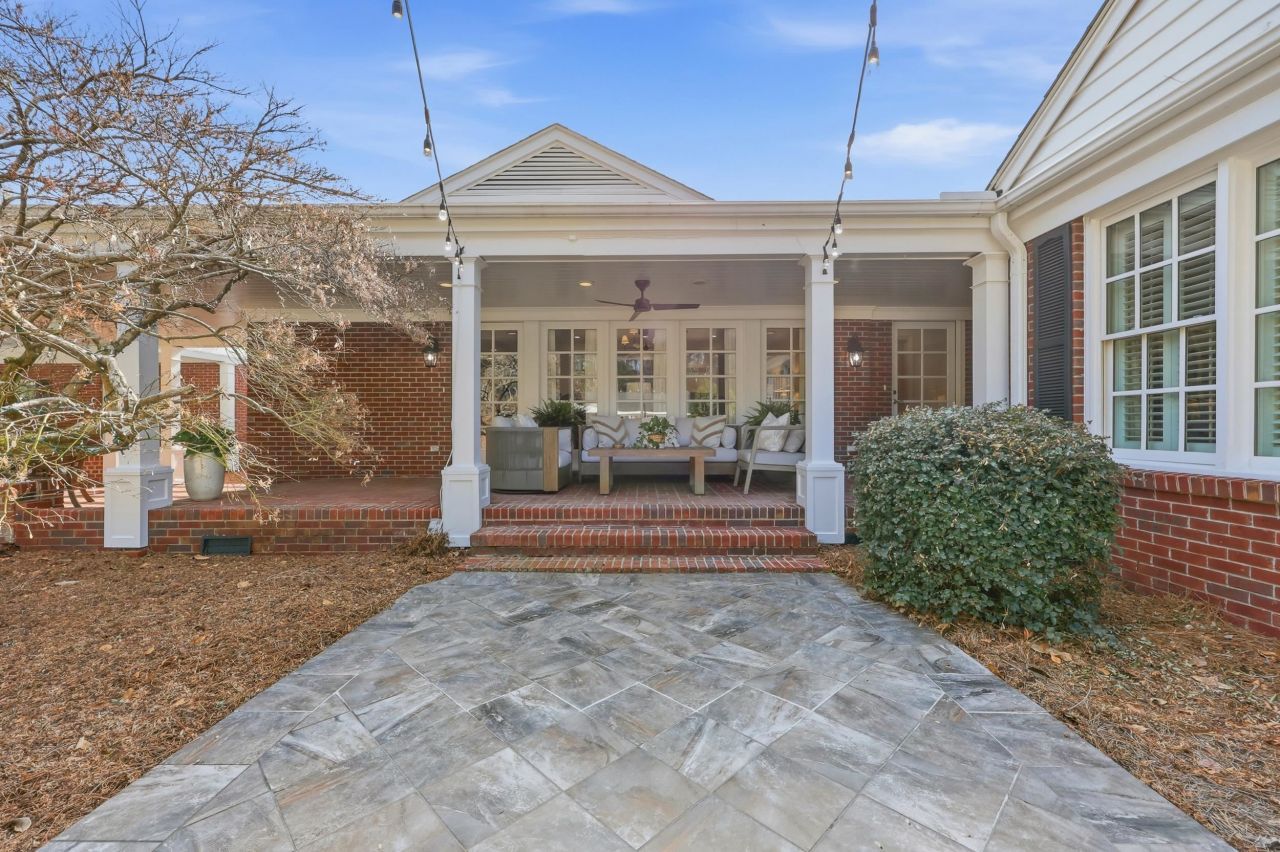 429 Fox Bay Rd.  Photo 53