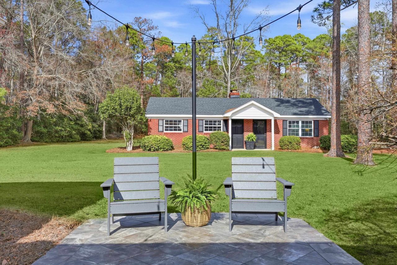 429 Fox Bay Rd.  Photo 63