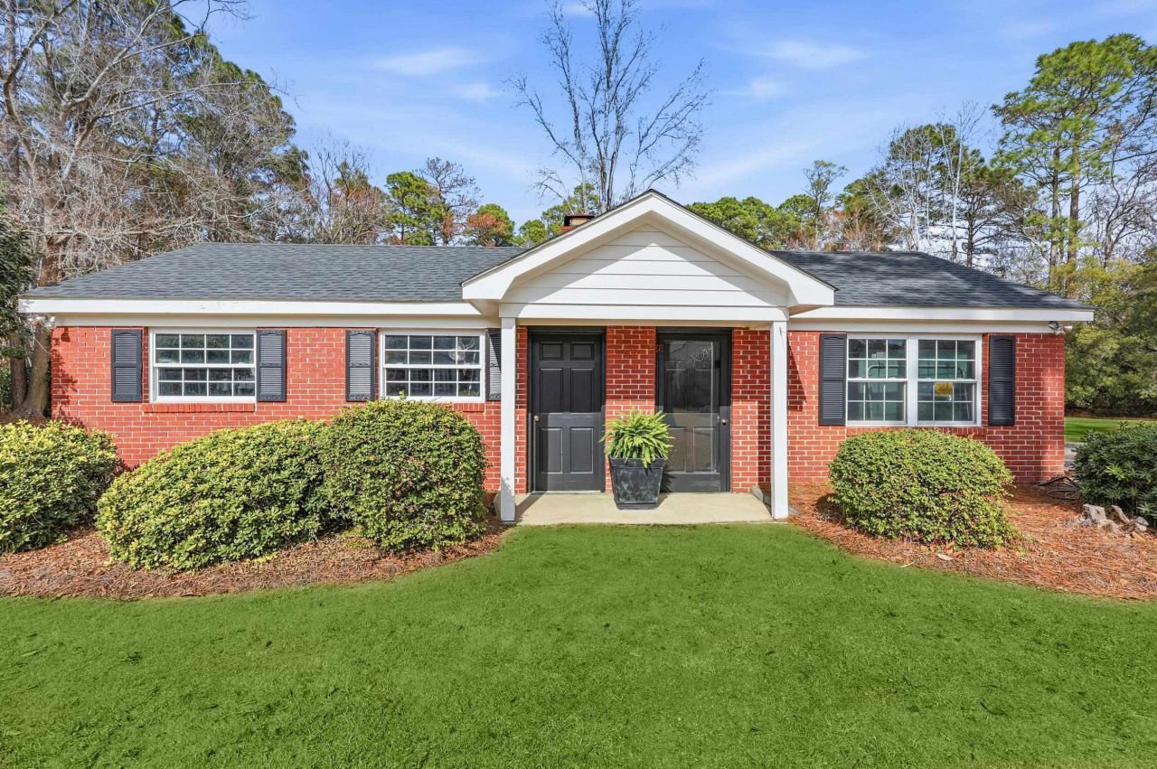 429 Fox Bay Rd.  Photo 64