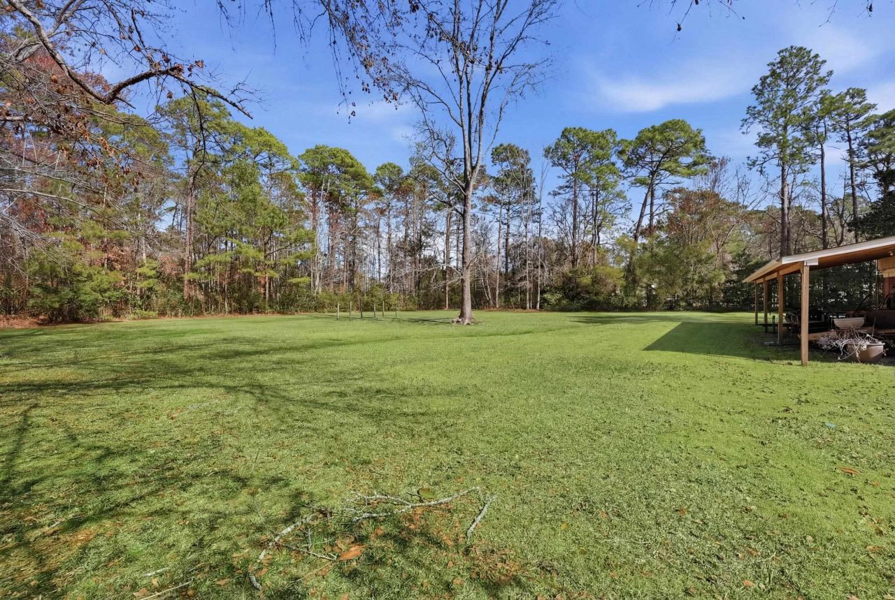 429 Fox Bay Rd.  Photo 67