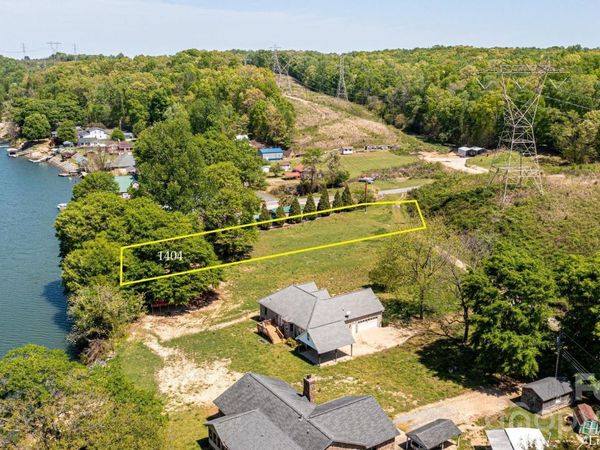 1408 Hart Road , Charlotte, NC 28214