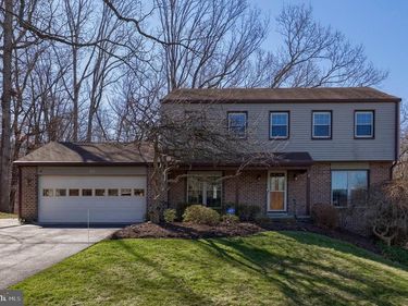 34 EAGLE LANE, READING, PA 19607