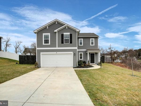 11230 CROSS FIELDS DRIVE , WAYNESBORO, PA 17268