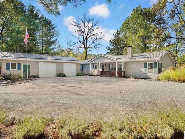 1643 N Oak N Pine Lane, Center Point, IN 47840