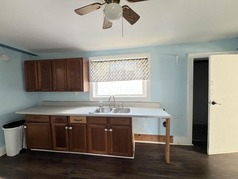 301 S Water Street S, Williamsport, OH 43164 Photo 5