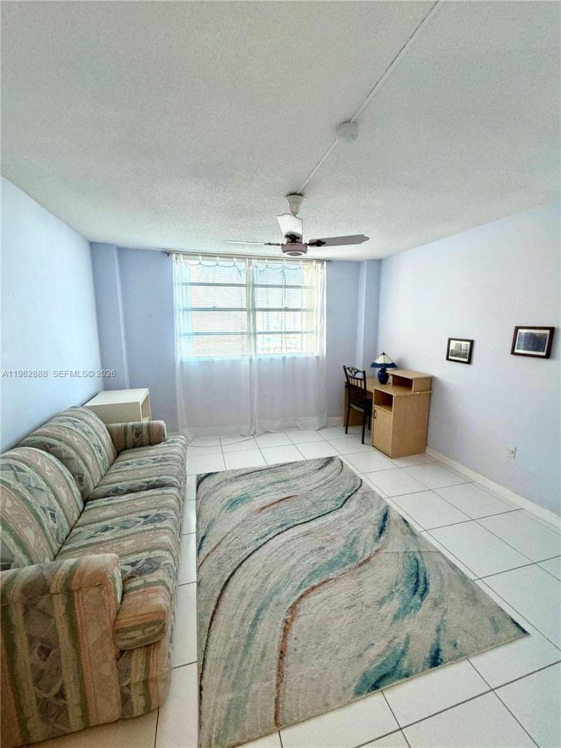 1833 S Ocean Dr , Unit 1202, Hallandale Beach, FL 33009 Photo