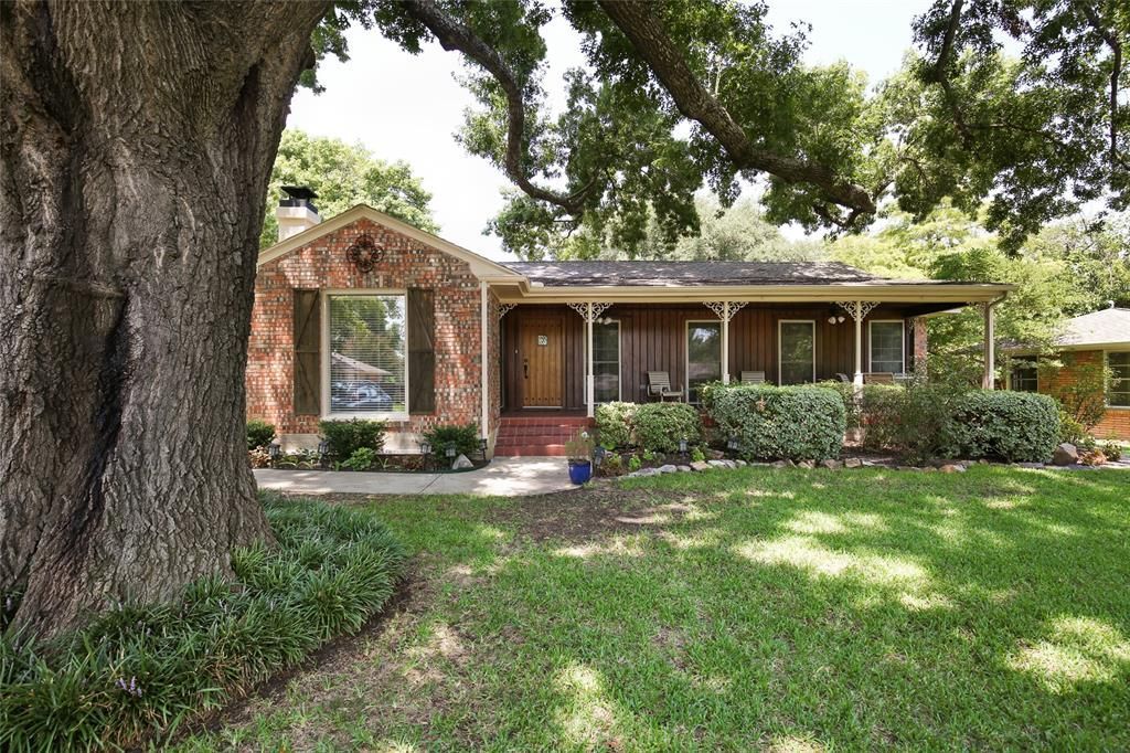 6561 Axton Lane, Dallas, TX 75214 Main Photo